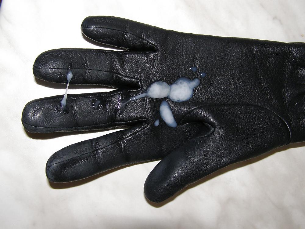 7P Perversion: Leather