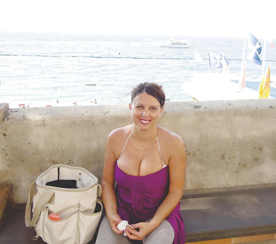 18P Italian milf: elenora