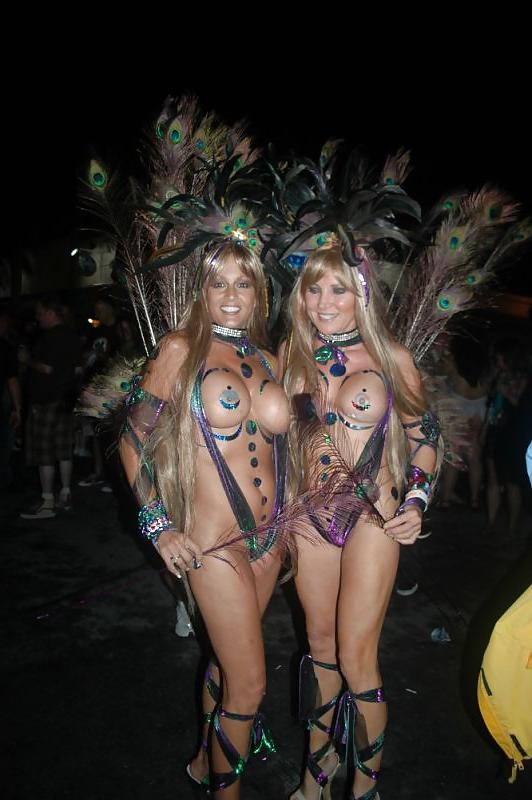 15P Flashing Females - Other 13