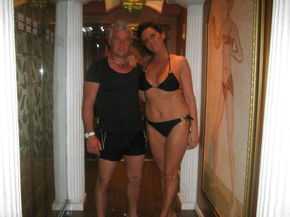 12P Italian milf: azzura