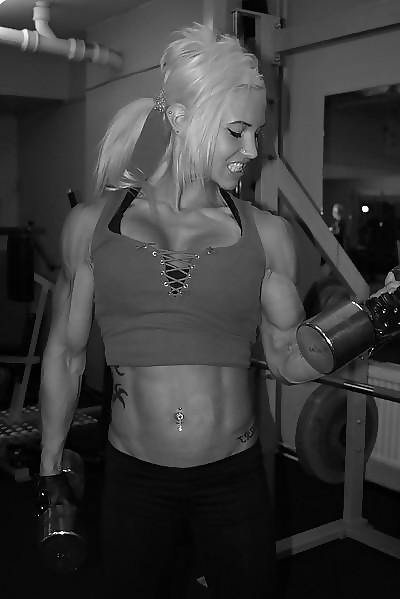 25P Fitness-Babe