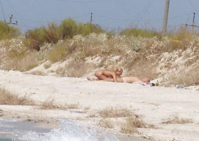 12P Beach sex