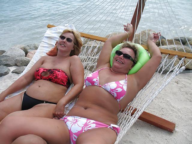 20P Beach Pictures from Aruba