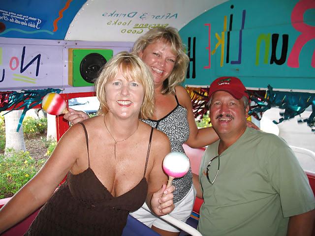 20P Beach Pictures from Aruba