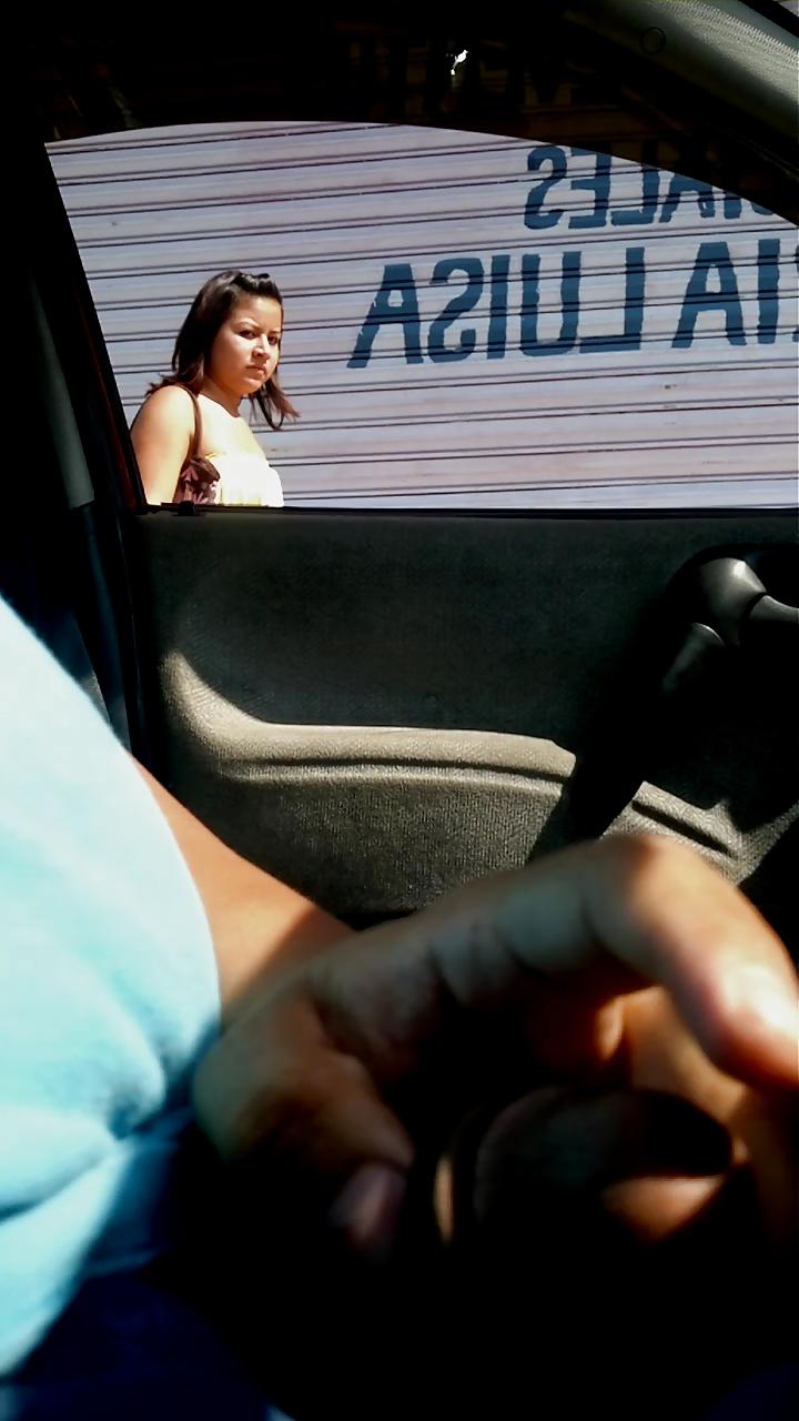 25P Flashing, exhibicionismo, mostrando el pene en la calle 9