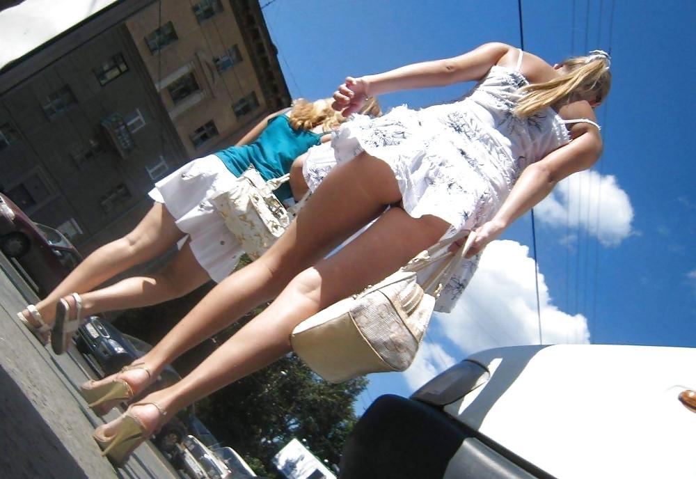 25P Flashing sluts ,upskirts 