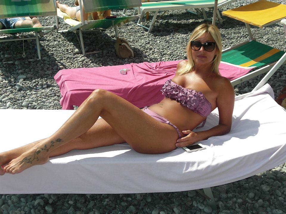 15P Italian woman: federica