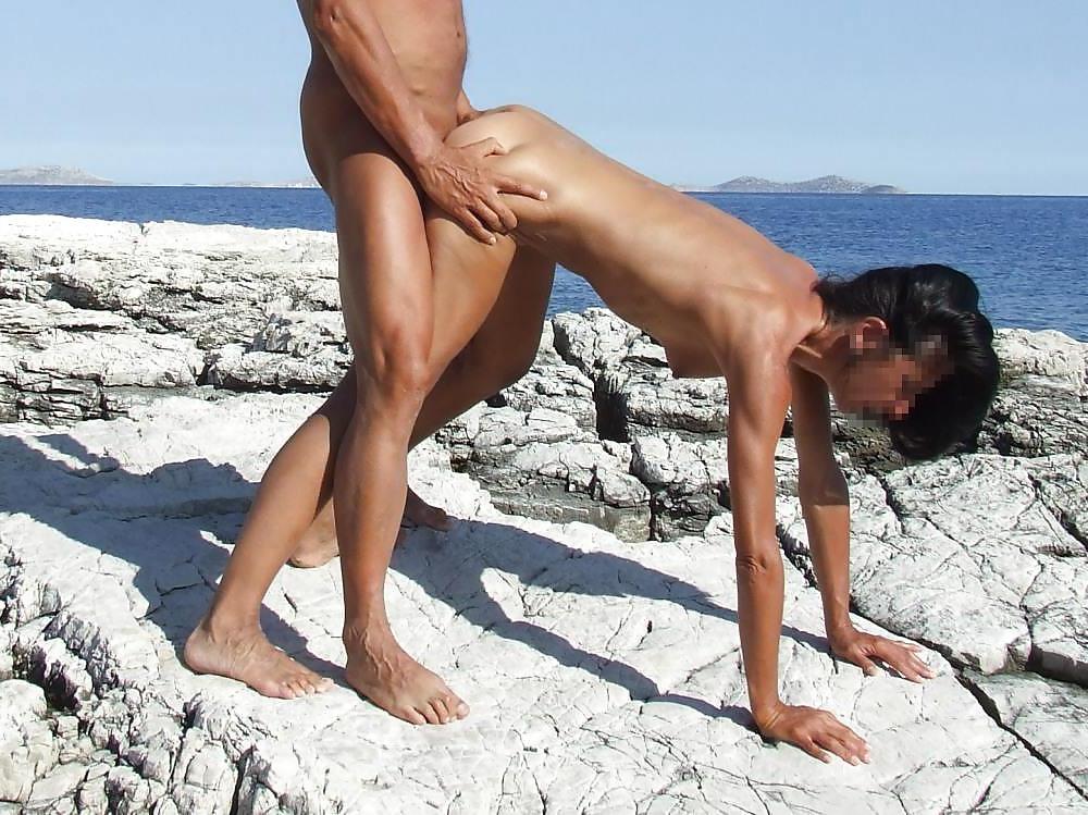 19P Rocky beach sex by ahcpl