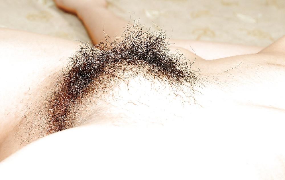 21P KEY - Hairy Women Pussy 23