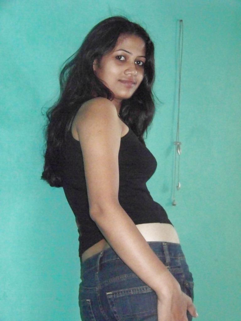 15P Cute Indian Jorhat College Girl + Video
