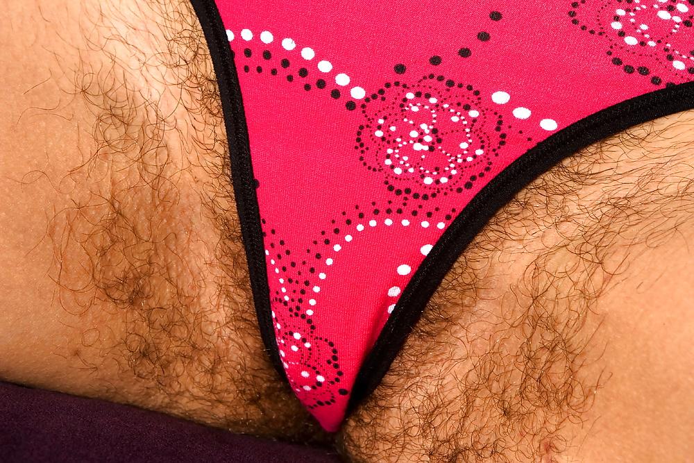 25P KEY - Hairy Women Pussy 26