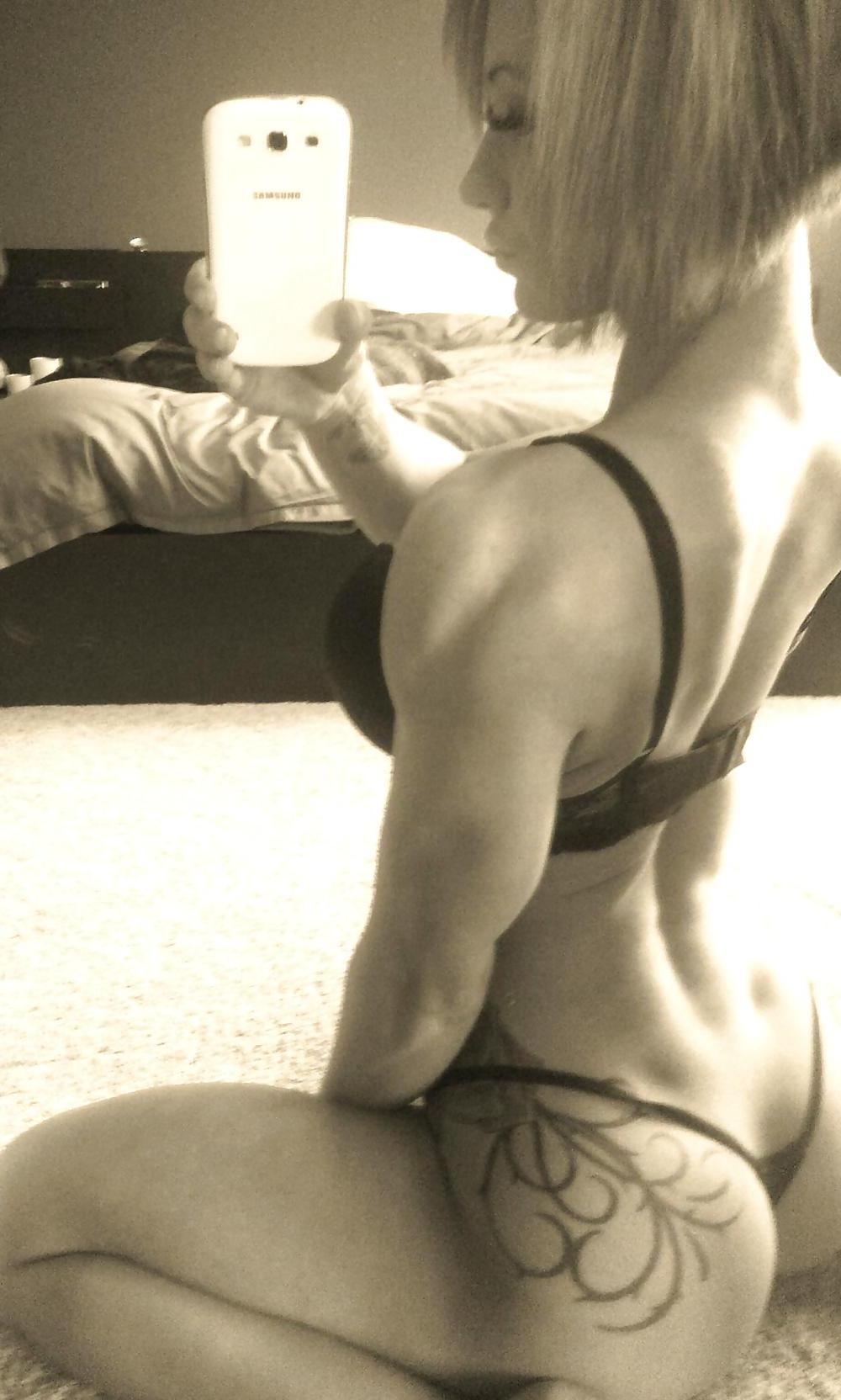 25P Rose: Fake Tit Fitness Babe