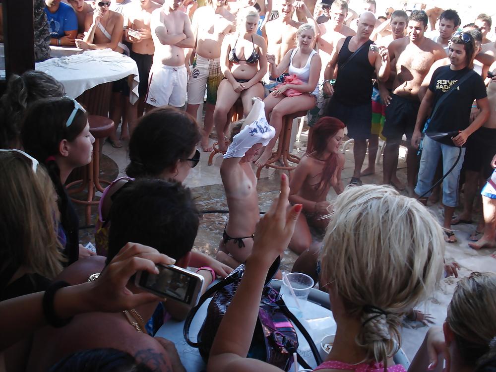 25P Beach party