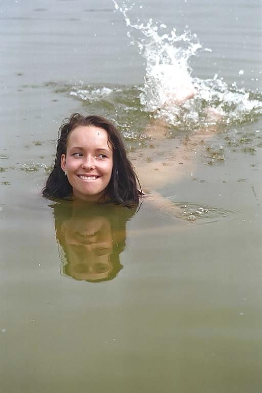 25P Nudist Beach Teens