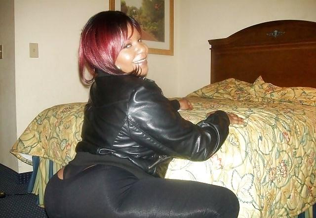 25P GROWN WOMAN EDITION VOL.23
