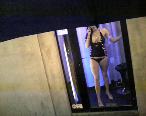 25P Window hookers, putes en vitrine