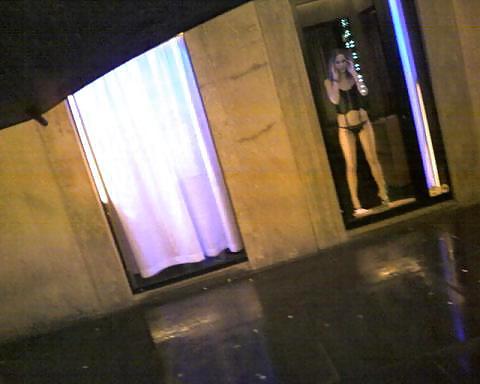 25P Window hookers, putes en vitrine