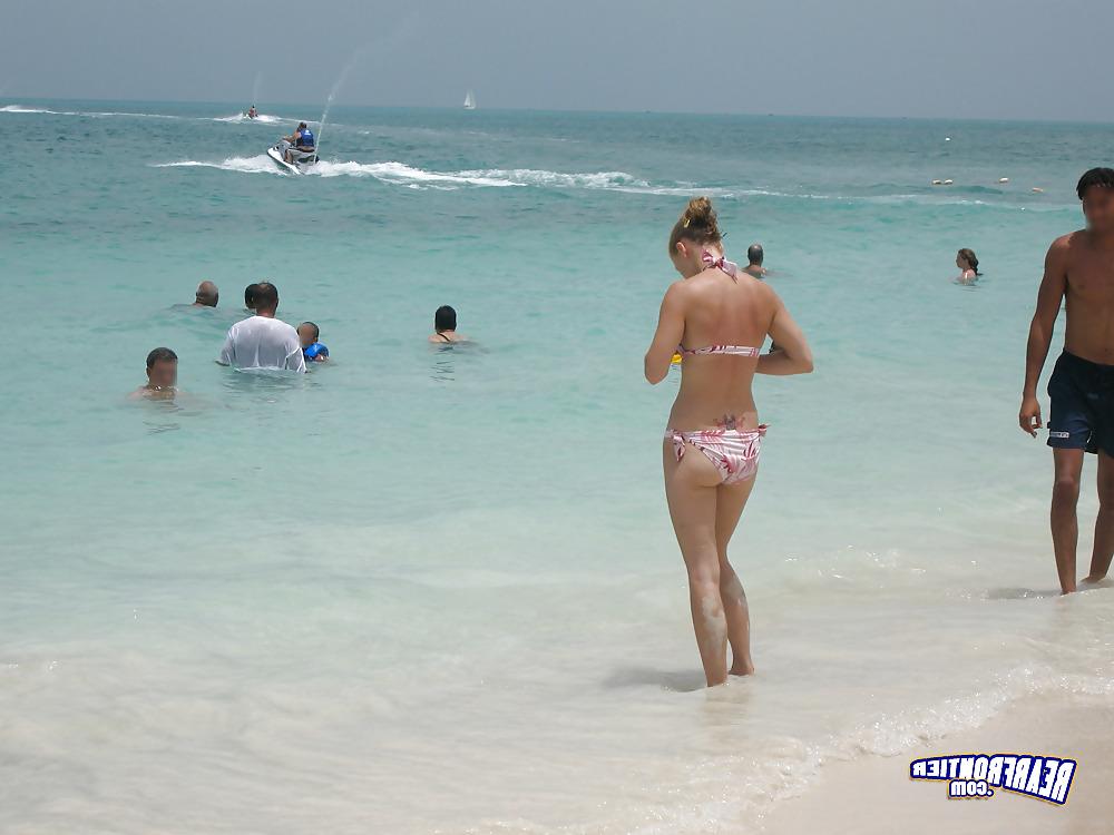 25P Beach Girls