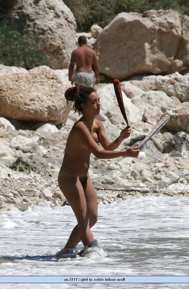 25P Young nudist beach teens 