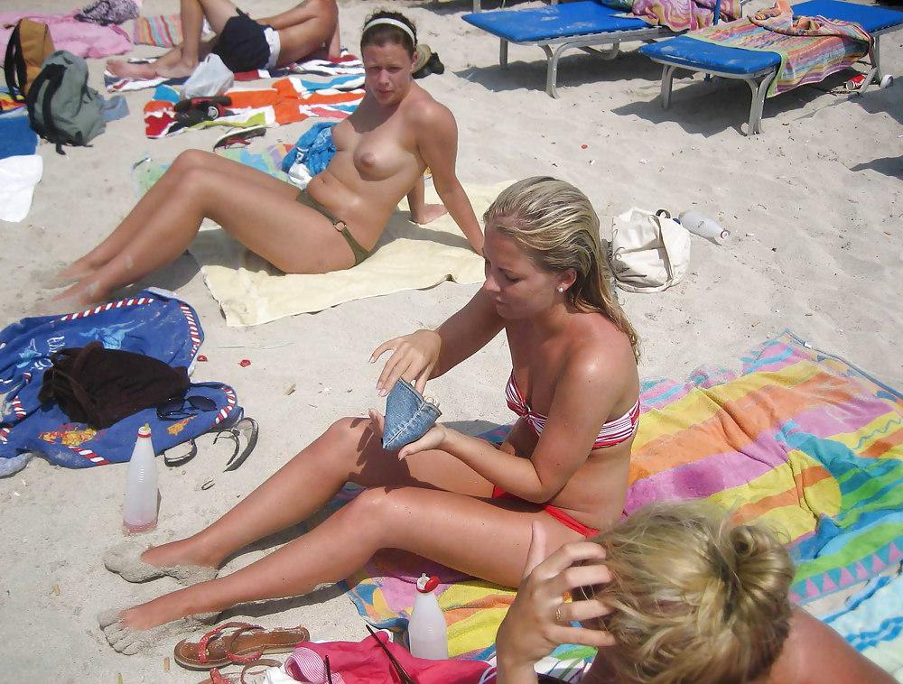 25P The beach 176