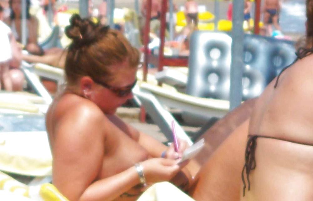 25P The beach 177