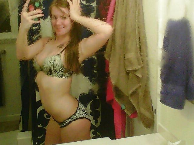 25P Best College Girl Selfshots 