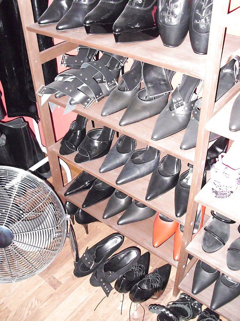 25P Lina Leather
