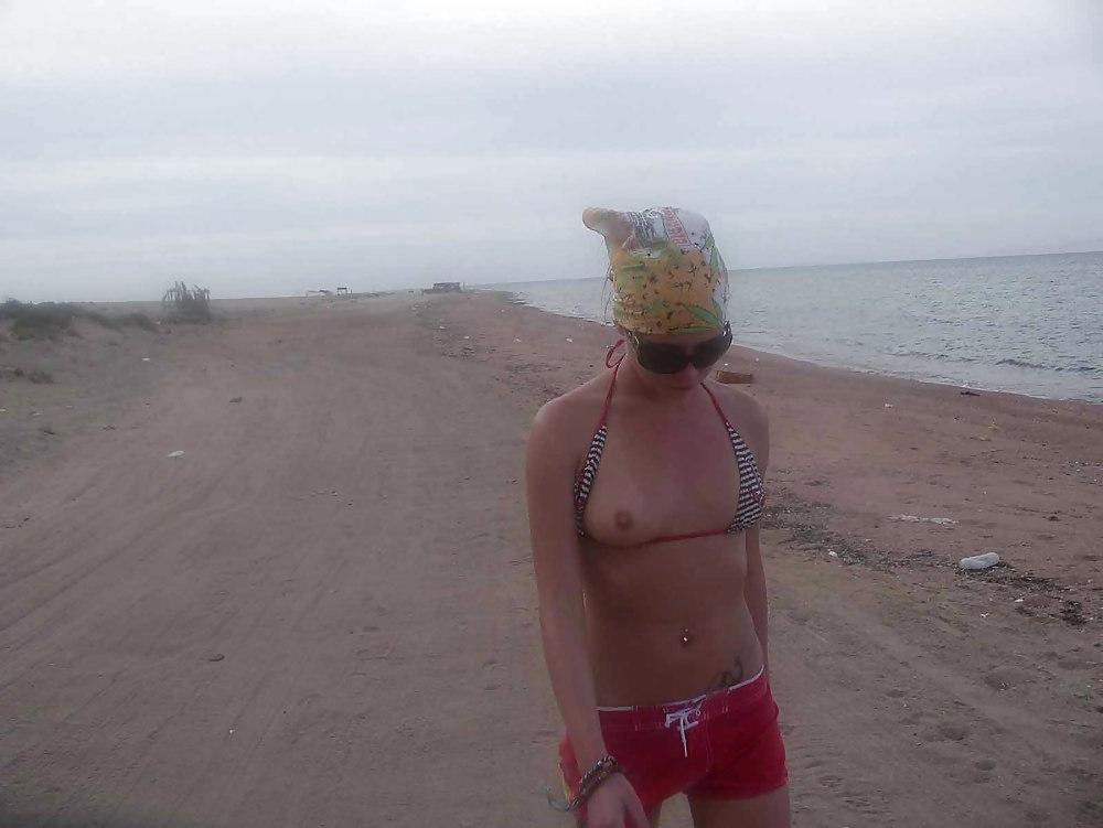 25P The beach 53