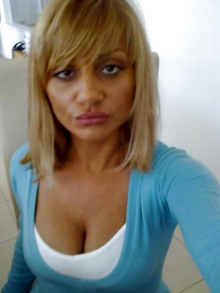 25P Sandra hot milf - serbian