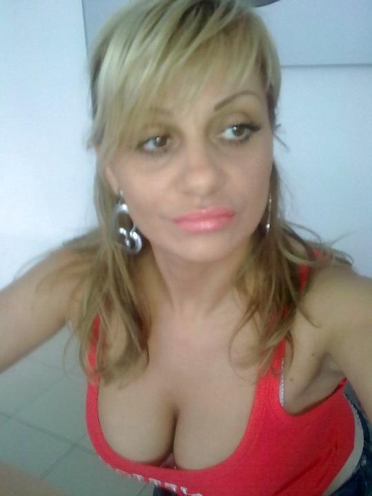 25P Sandra hot milf - serbian