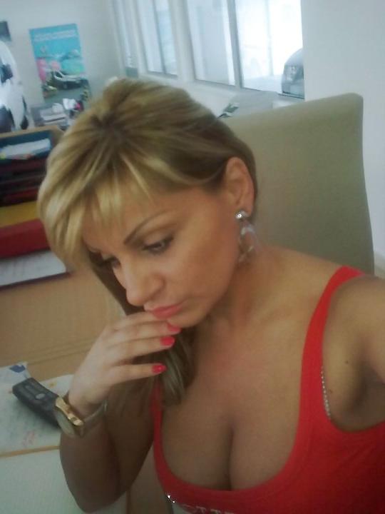 25P Sandra hot milf - serbian