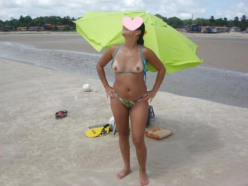 10P Bitch in the Beach (Puta na Praia)