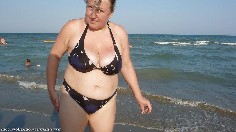 25P Beach Play 