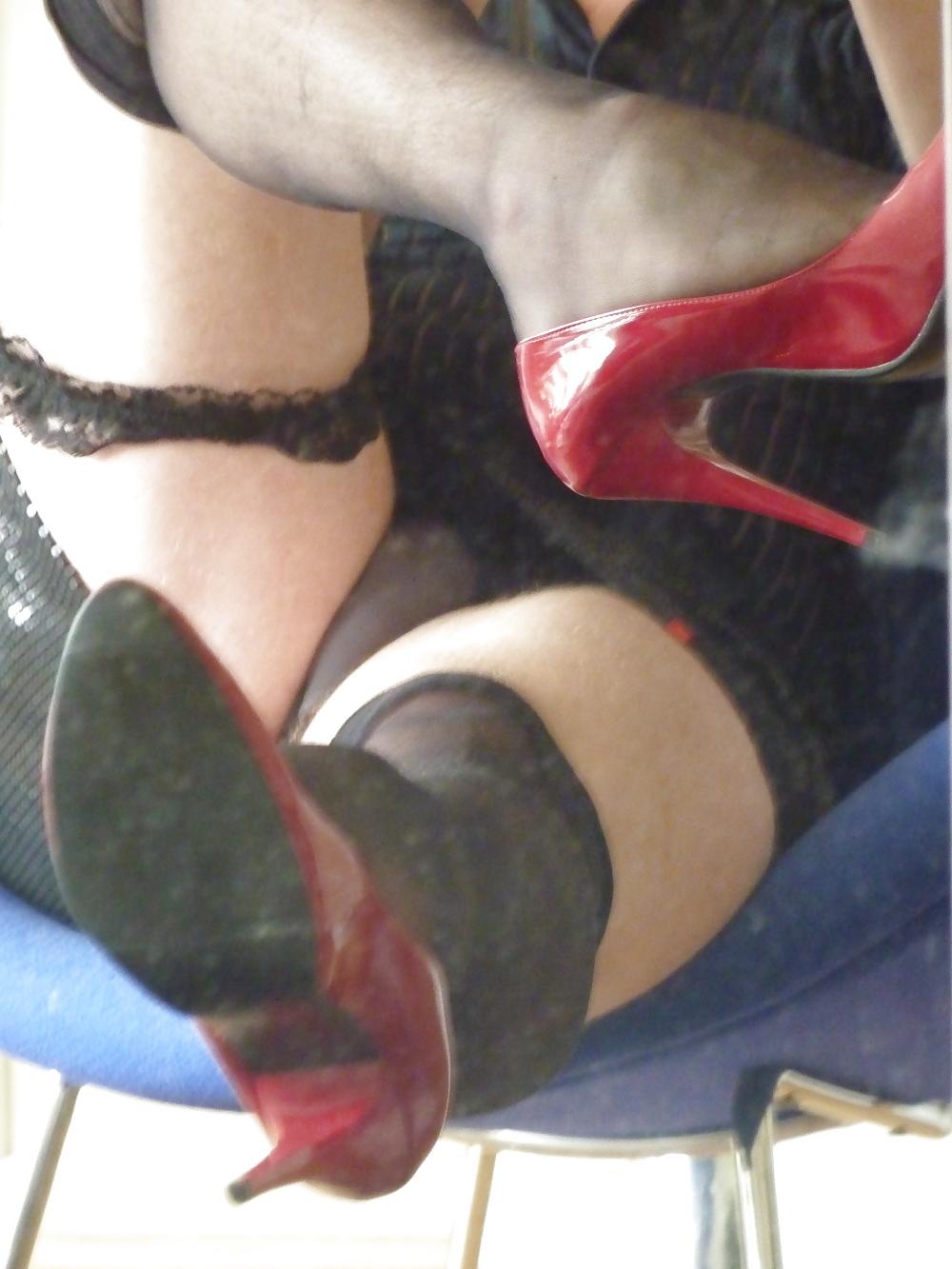 9P Lingerie BLACK TV cd SLUT red HEELS stockings PANTY nylons
