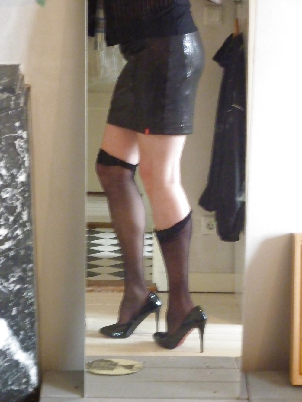 9P Lingerie BLACK TV cd SLUT red HEELS stockings PANTY nylons