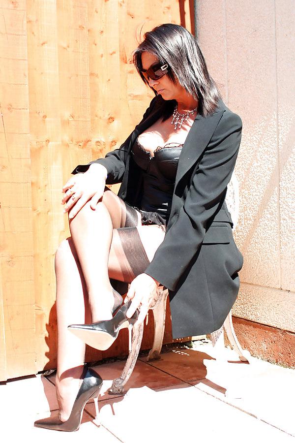 16P Deanna Deville in black FF nylons