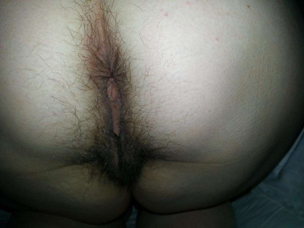 25P My hairy wifes pussy and ass