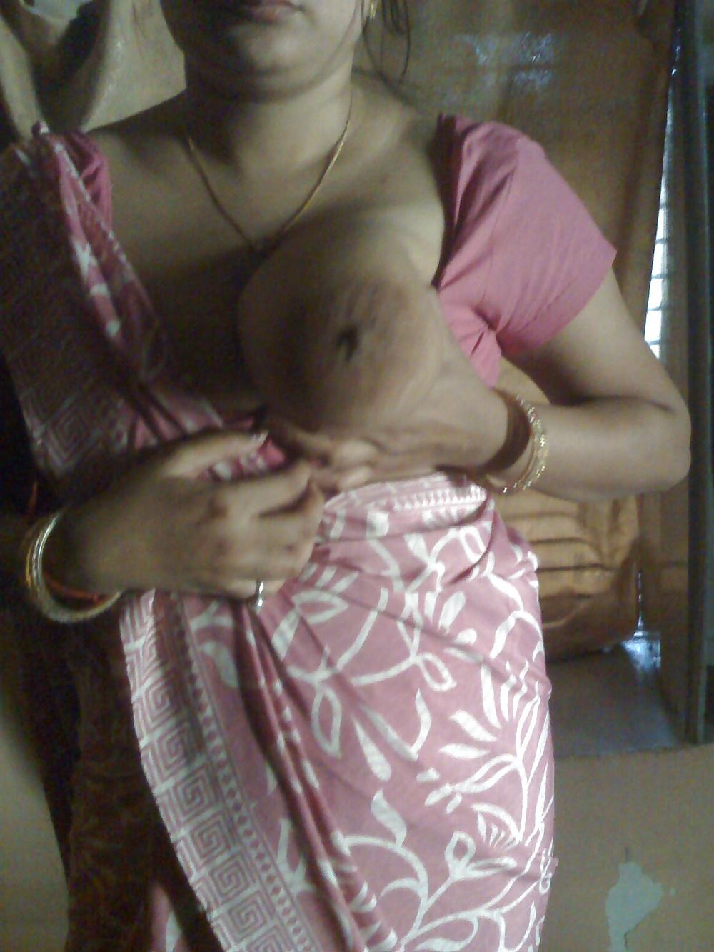 25P Desi MILF