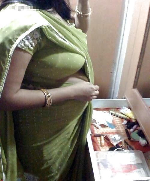 25P Desi MILF