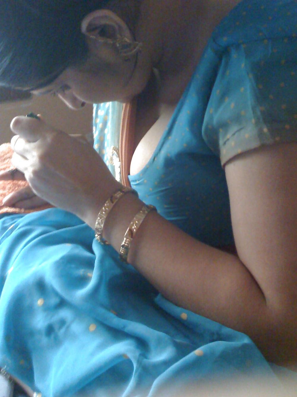 25P Desi MILF