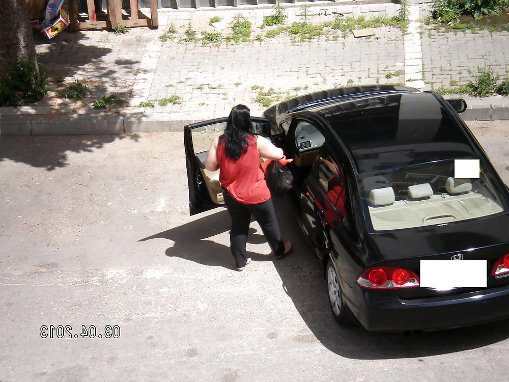 5P Sexy bbw from window