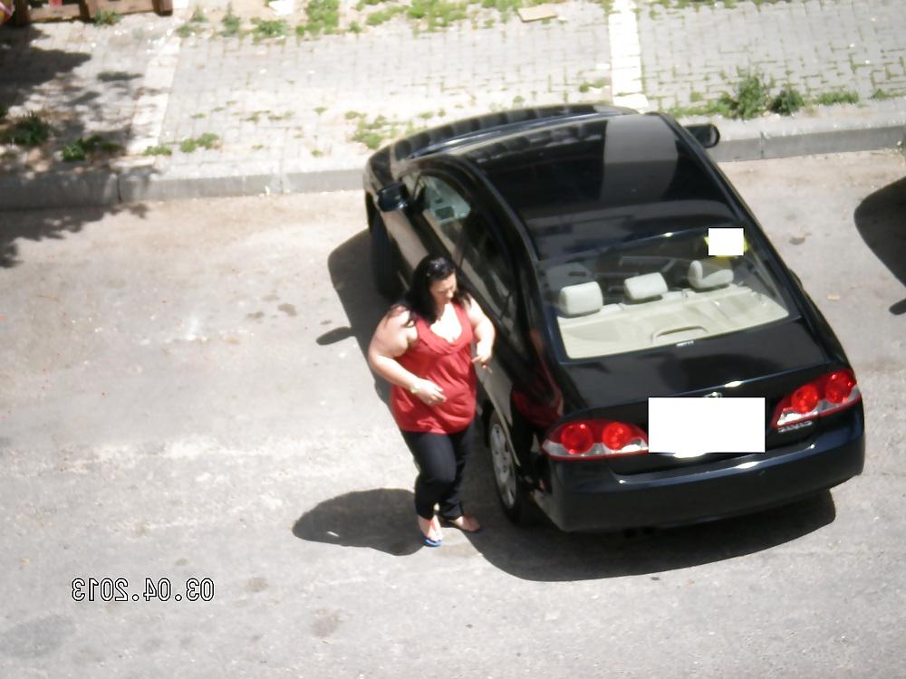 5P Sexy bbw from window