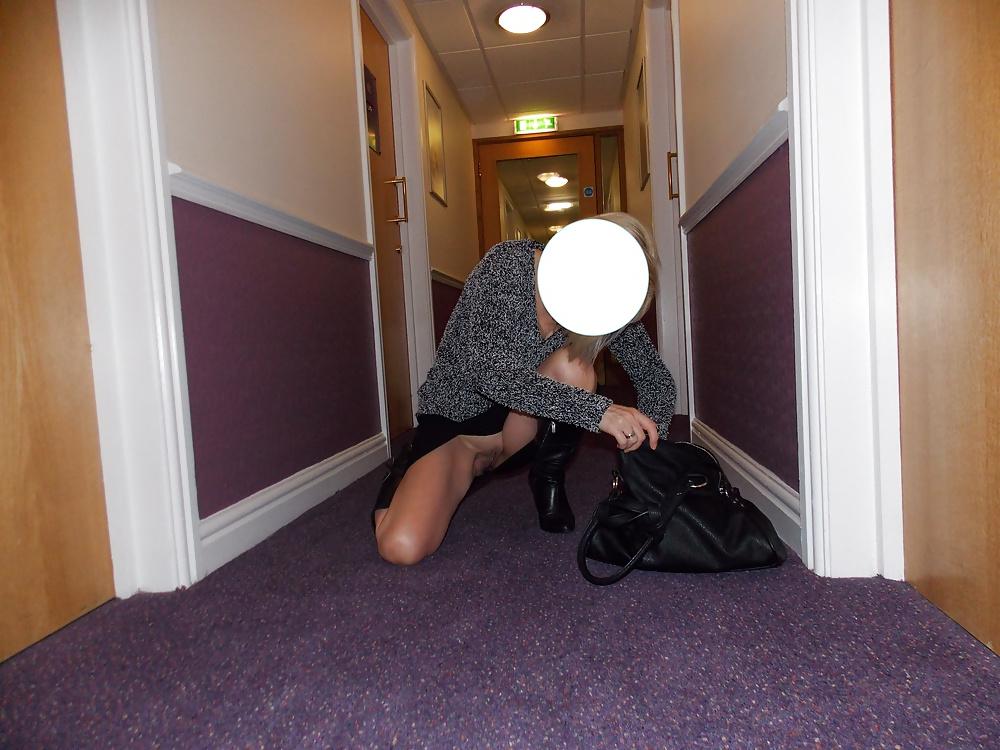 25P Upskirt Flashing