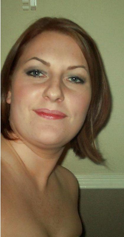 25P Scottish spread wife