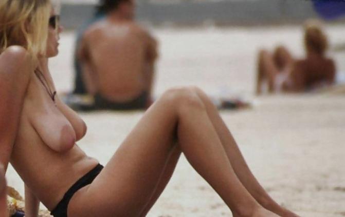 25P Beach Spy Photo's of girls 6