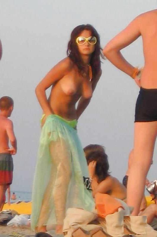25P The beach 189