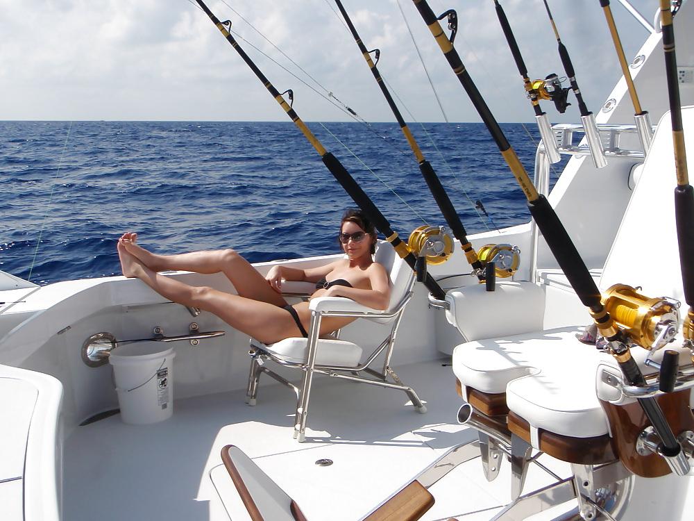25P Young Woman, nice Holidays
