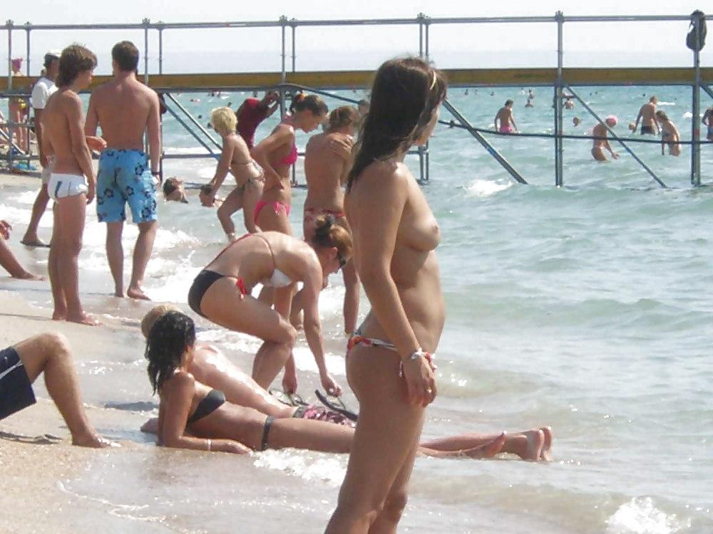 25P The beach 154