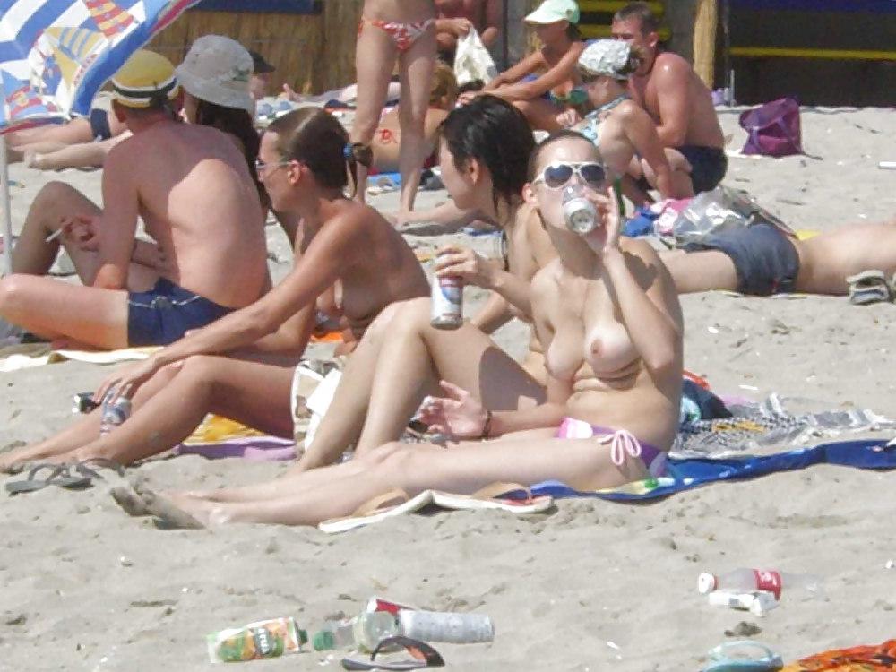 25P The beach 154