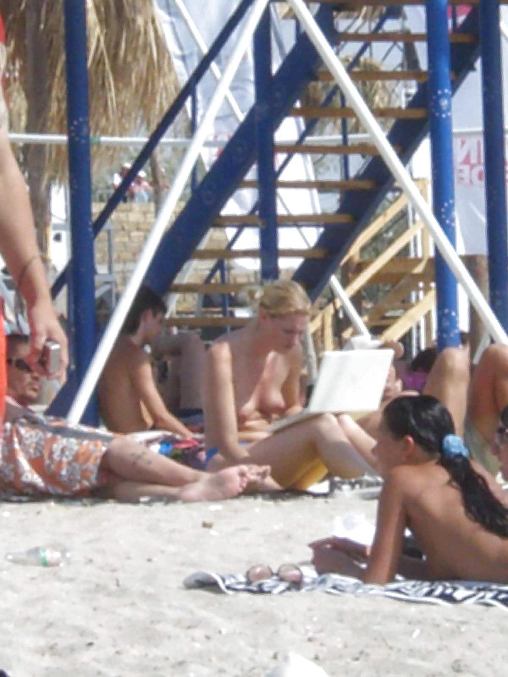 25P The beach 154